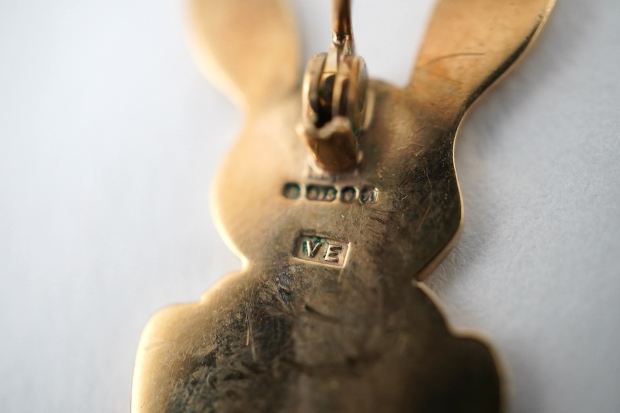 A 9ct gold rabbit brooch, the tail set with eight small diamonds, London 1975, maker VE, 28mm, gross weight 4.7 grams. Condition - fair